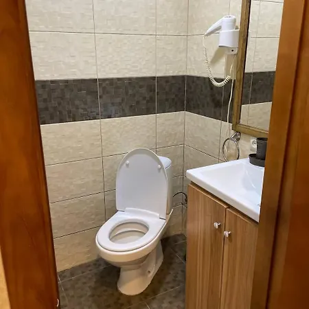 піподяр Готель Іршава